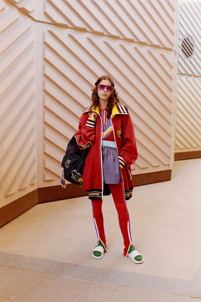 Look 19